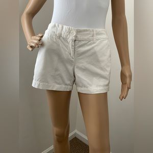 Ann Taylor LOFT white shorts. Size 0
